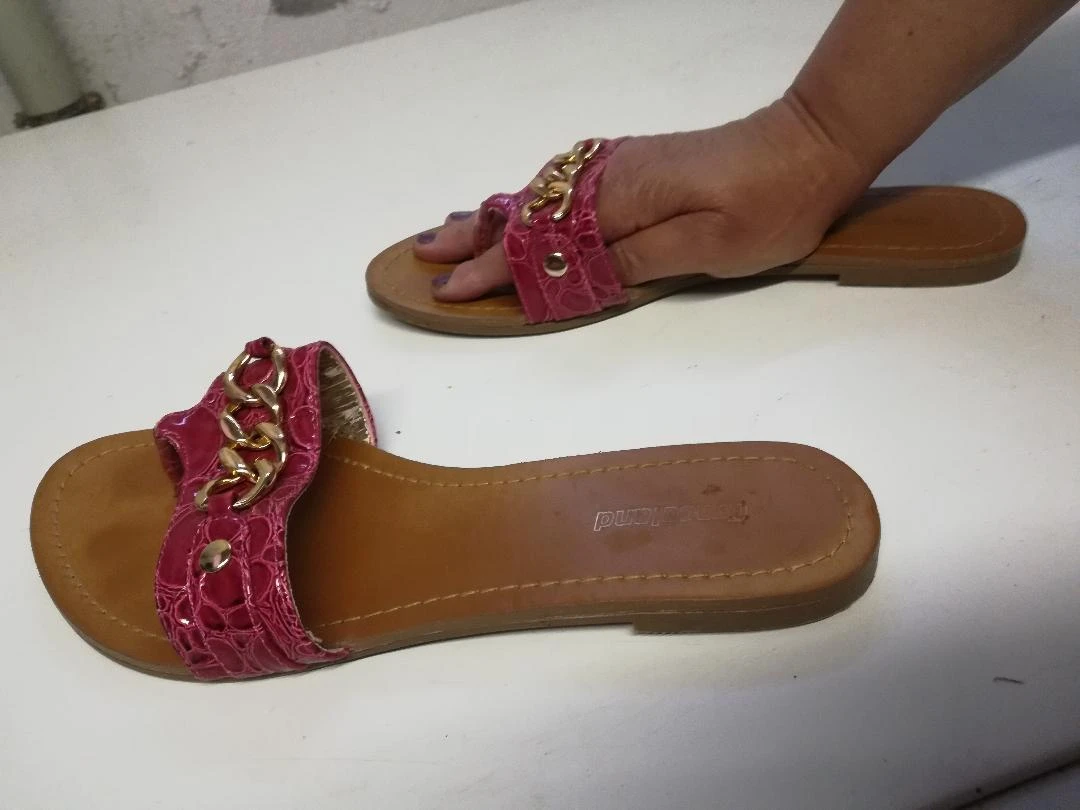Fuchsia sandalen met ges maat 39 (interieure imperfecties) – photo 9